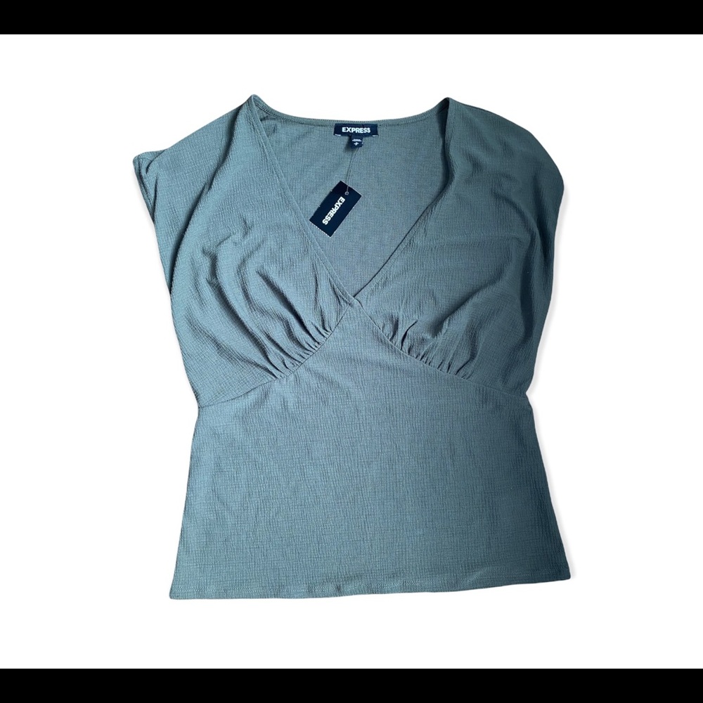 Express green shirt. Size small.